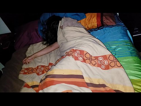 ❤️ Kasupoeg sõimab oma noort kasuema, kui ta magab. Anaal porno at et.com-fullporner.ru ❌️❤